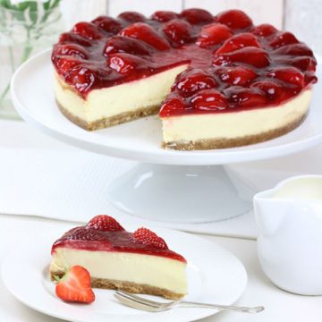 Luxury Strawberry Cheesecake – Gluten Free